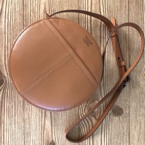 Abercrombie 🟠CIRCLE🟠 bag